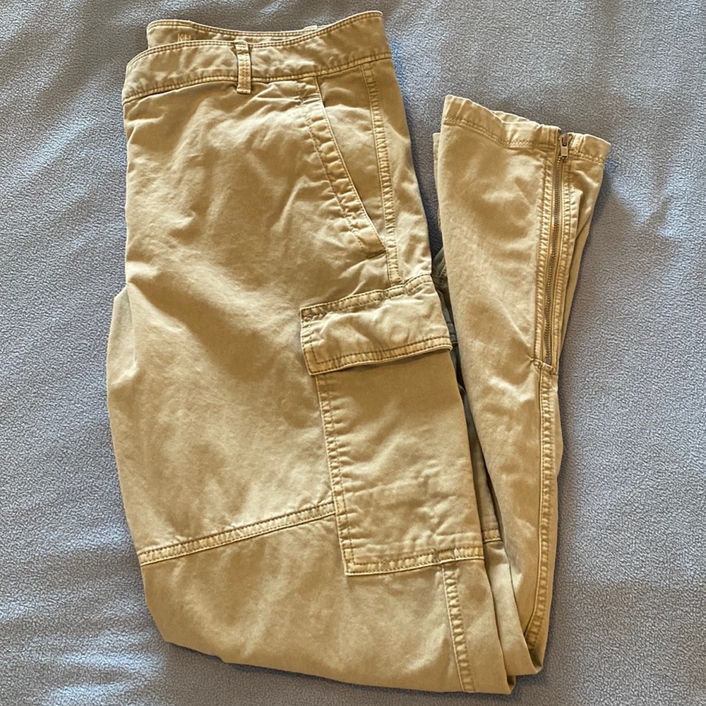 Skinny mini GAP cargo khakis (12T)